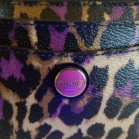 RARE!!! 🍃MINT🍃Coach 🐆Ocelot Wristlet/Card Combo - Picture 2 of 8